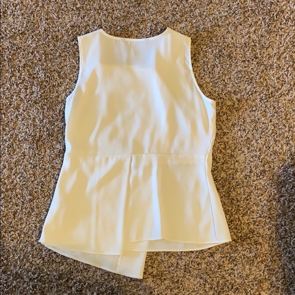 White Top - Picture 2 of 5